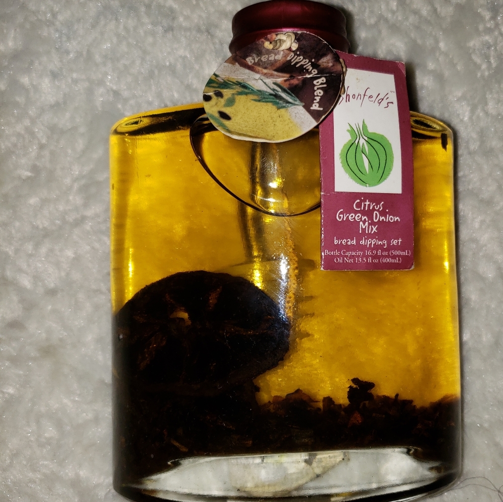 Shonfelds bread dipper Decorative glass bottle